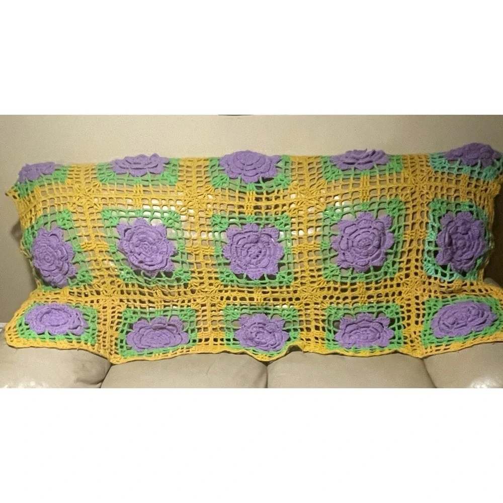 Handmade Crochet Knit Sofa Throw Granny Blanket 3D Afghan Roses Floral Cottage